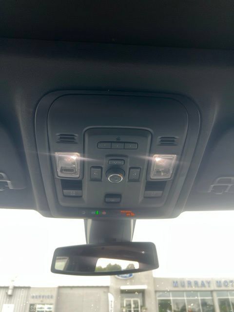 Used 2022 GMC Yukon AT4 w/ Max Trailering Package AWD/4WD image 22
