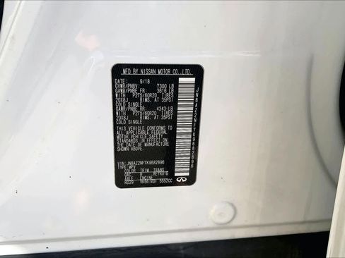 Used 2019 INFINITI QX80 Luxe w/ Proassist Package RWD image 32