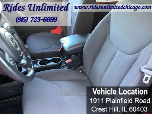 Used 2013 Jeep Wrangler Sport AWD/4WD image 19