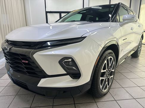 Certified 2025 Chevrolet Blazer RS w/ Enhanced Convenience Package image 11