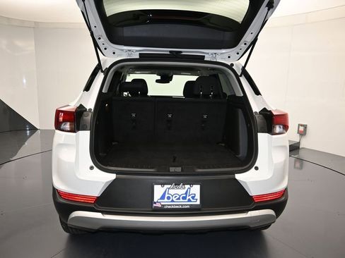Certified 2025 Chevrolet TrailBlazer LT FWD image 25