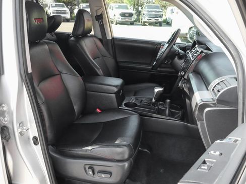 Used 2022 Toyota 4Runner TRD Off-Road Premium image 42