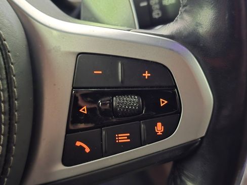 Used 2021 BMW X5 xDrive40i w/ M Sport Package image 21