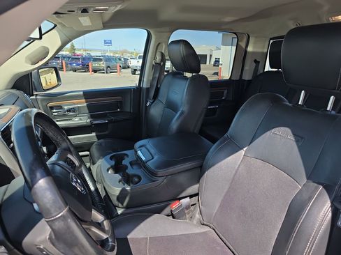 Used 2017 RAM 1500 Laramie AWD/4WD image 27