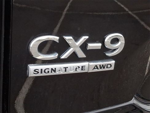 Used 2023 MAZDA CX-9 Signature image 32
