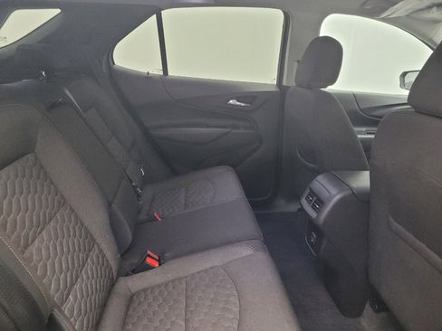 Used 2019 Chevrolet Equinox LT image 19