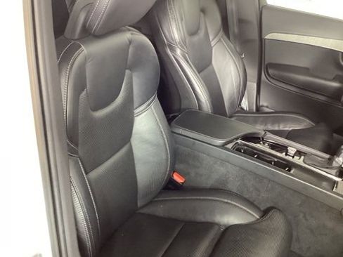 Used 2022 Volvo XC90 T6 Inscription w/ Advanced Package image 21
