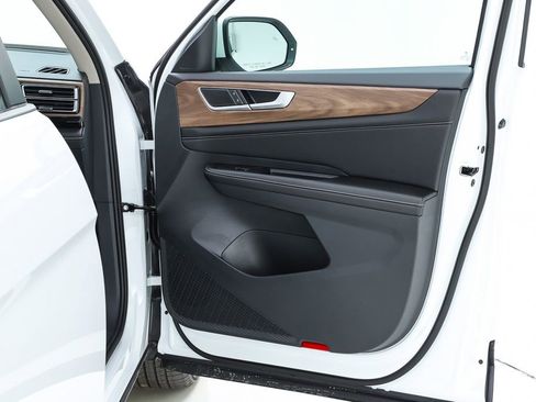 New 2026 Volkswagen Atlas SE image 71