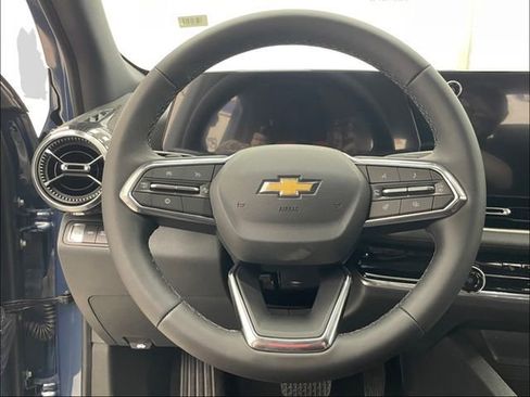 New 2026 Chevrolet Equinox LT AWD/4WD image 7