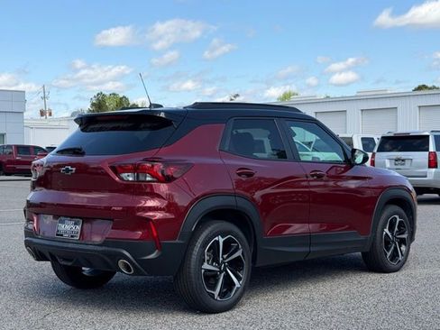 Used 2023 Chevrolet TrailBlazer RS w/ Convenience Package image 5