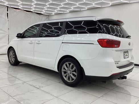 Used 2020 Kia Sedona EX FWD image 12