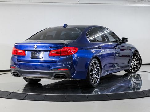 Used 2018 BMW M550i xDrive image 7