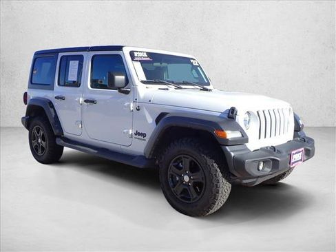 Used 2022 Jeep Wrangler Unlimited Sport image 6