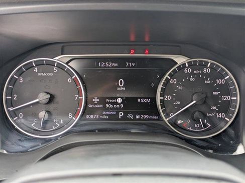 Used 2025 Nissan Rogue SV w/ SV Premium Package FWD image 11