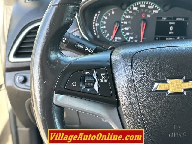 Used 2020 Chevrolet Trax LT w/ Driver Confidence Package AWD/4WD image 24