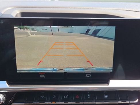 Used 2024 GMC Sierra 1500 Elevation image 39