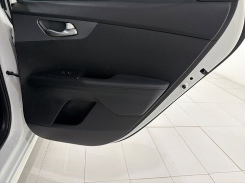 Used 2019 Kia Forte LXS image 21