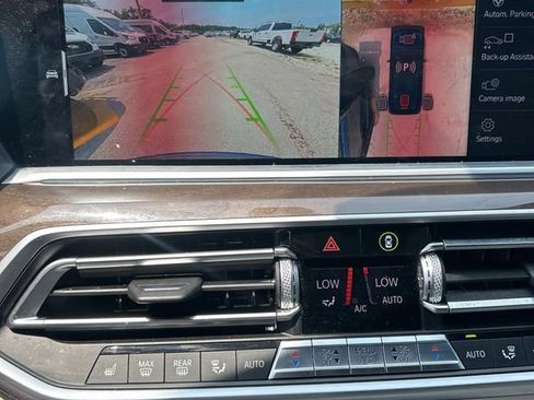 Used 2020 BMW X5 sDrive40i w/ Premium Package RWD image 12