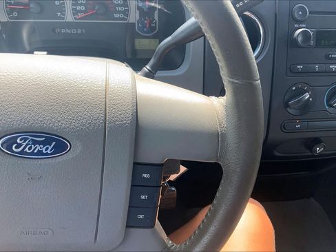 Used 2006 Ford F150 XLT RWD image 23