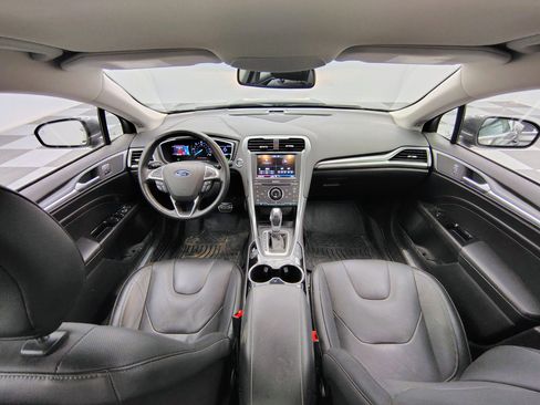 Used 2015 Ford Fusion Titanium FWD image 2