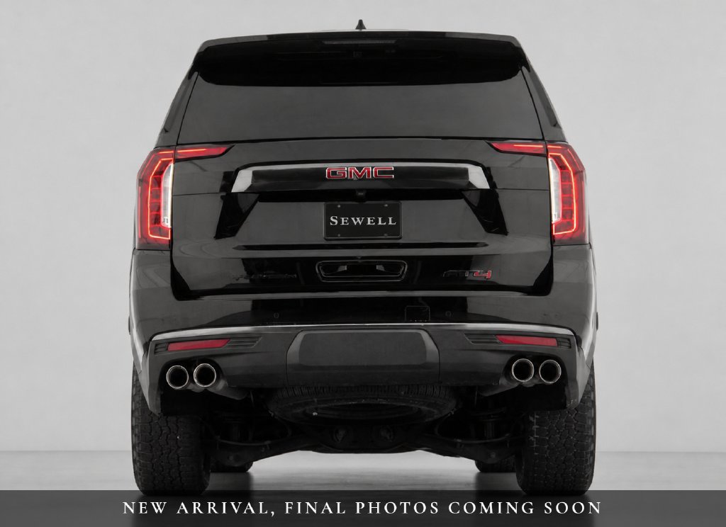 Used 2023 GMC Yukon XL AT4 w/ AT4 Premium Package AWD/4WD image 4