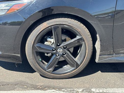 Used 2022 Nissan Sentra SR w/ Midnight Edition image 6