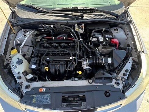 Used 2011 Ford Focus SE FWD image 15