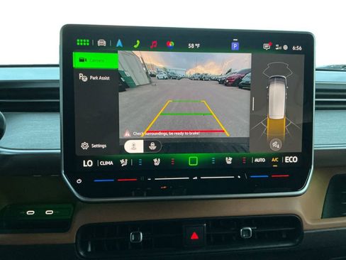 New 2025 Volkswagen ID. Buzz Pro S image 19