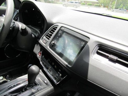 Used 2022 Honda HR-V EX image 34