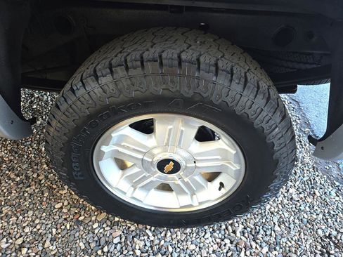 Used 2010 Chevrolet Silverado 1500 W/T w/ LS Package image 36