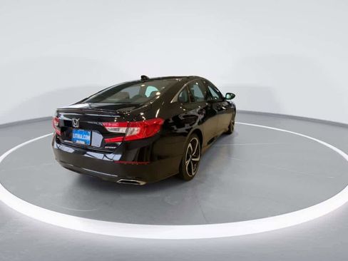 Used 2021 Honda Accord Sport image 8