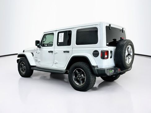 Used 2020 Jeep Wrangler Unlimited Sahara AWD/4WD image 5