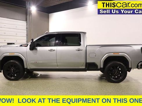 Used 2024 GMC Sierra 2500 AT4 w/ AT4 Premium Plus Package AWD/4WD image 5
