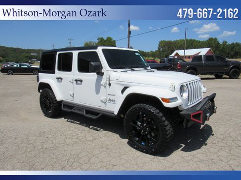 Used 2023 Jeep Wrangler Unlimited Sahara AWD/4WD image 23