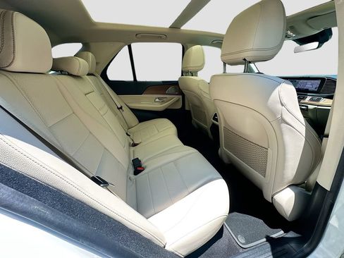 Certified 2024 Mercedes-Benz GLE 450 4MATIC image 29