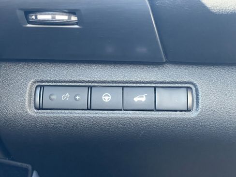 Used 2023 Nissan Pathfinder SL image 29