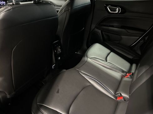 New 2026 Jeep Compass Limited image 13