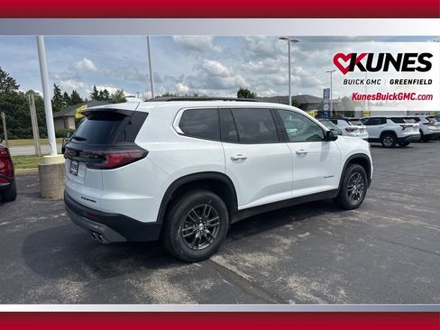 Used 2025 GMC Acadia Elevation FWD image 8