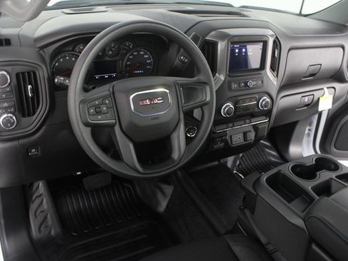 New 2026 GMC Sierra 2500 Pro image 8