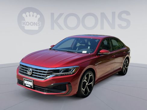 Used 2022 Volkswagen Passat 2.0T R-Line FWD image 5