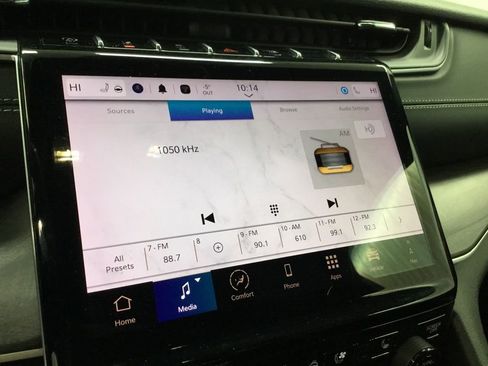 Used 2024 Jeep Grand Cherokee L Limited w/ Luxury Tech Group II image 19