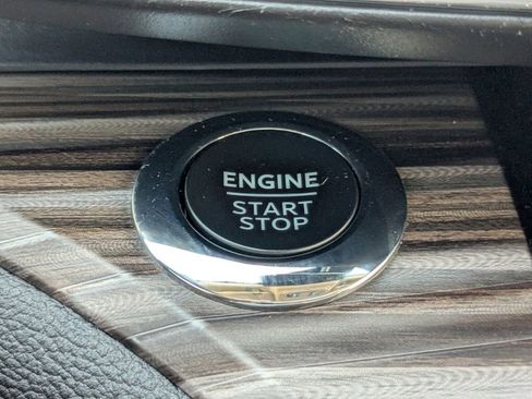 Used 2023 Ford Explorer Limited w/ Equipment Group 301A image 29