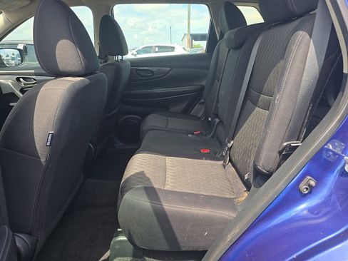 Used 2020 Nissan Rogue S FWD image 10