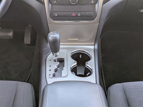 Used 2013 Jeep Grand Cherokee Laredo image 10