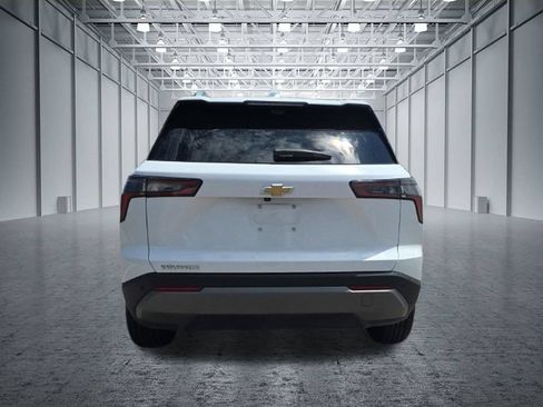 Certified 2025 Chevrolet Equinox LT w/ Convenience Package II FWD image 5