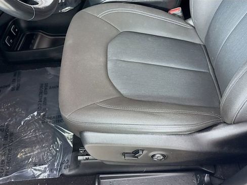 Used 2021 Chrysler Pacifica Touring w/ S Appearance Package image 18