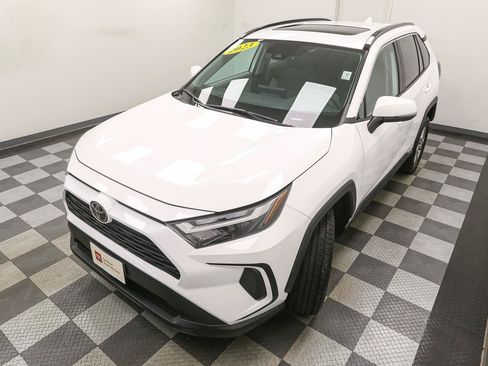 Certified 2023 Toyota RAV4 XLE w/ Convenience Package AWD/4WD image 7
