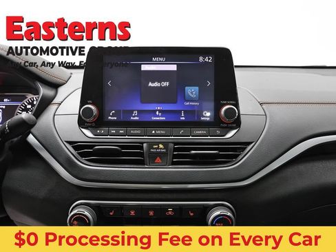 Used 2022 Nissan Altima 2.0 SR FWD image 12