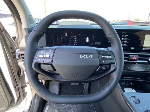 New 2026 Kia Sportage SX Prestige AWD/4WD image 16