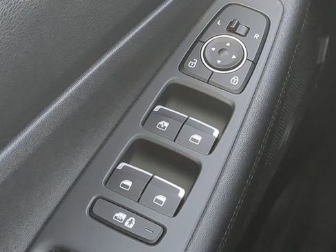 Used 2023 Hyundai Santa Fe SE image 21